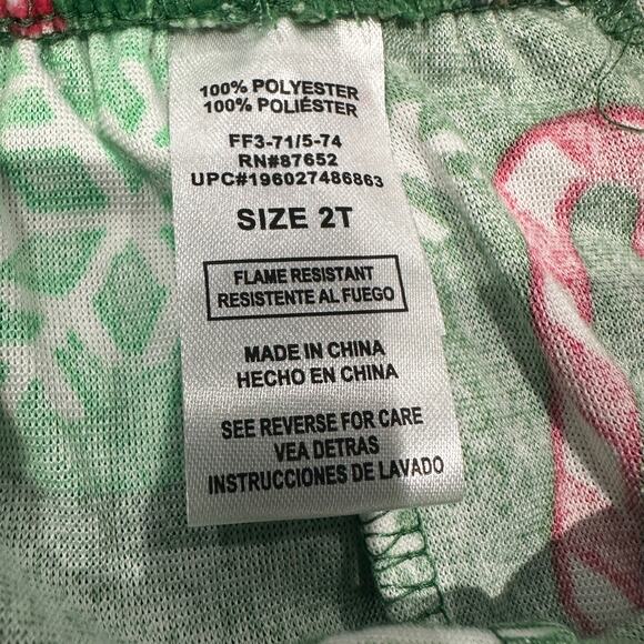 New with tags, Green Red ELF Christmas Holiday Pajama Set, Size 2T - Picture 4 of 6